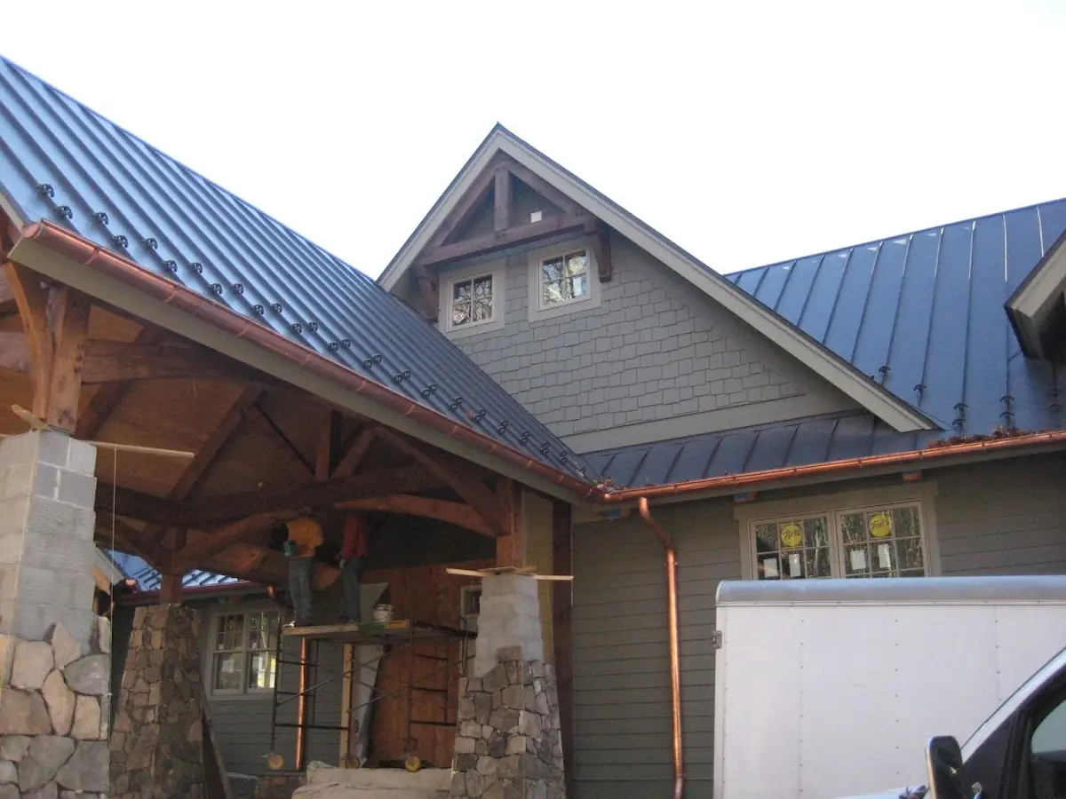 Craftsman Roofing team delivering quality roofing work in Huntersville